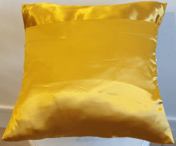 Coussin déhoussable en satiné c or 13 – Image 2