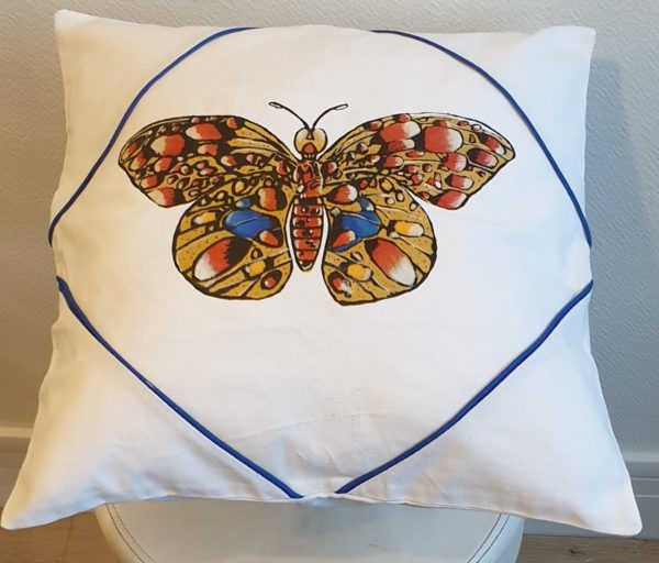 Coussin déhoussable en coton blanc 14