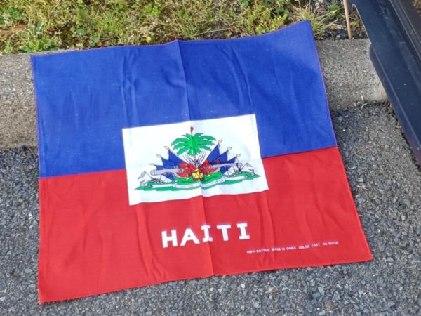 Drapeau Haïti Réf44.1
