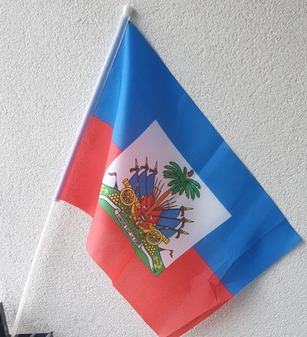Drapeau Haïti réduit Réf56