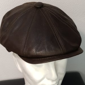 Réf2.1-Beret-casquette-en-cuir-marron.-Coupe-Stetson.-Entierement-doublee-en-tissu-polyester-matelasse.-Made-in-Italie.-56-57-58-60.-89E.jpg
