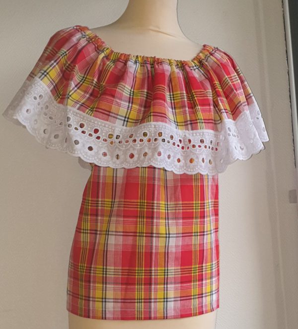 13.2 Haut Madras en dentelle broderie.