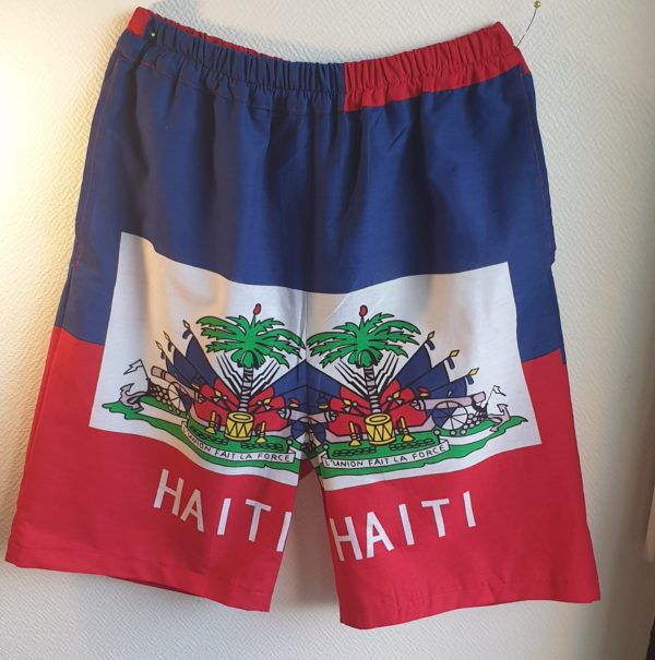 2.1 Short bermuda homme. Drapeau Haïti. Deux poches sur les côtés. Élastique à la taille.