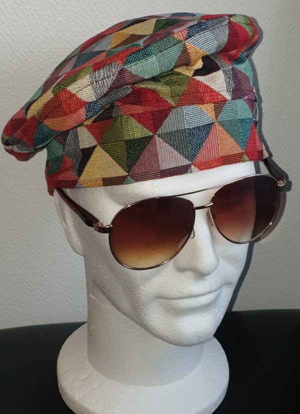 Réf19.1 Beret-unisexe-entierement-double.-Elastique-a-larriere.-Couleur-arlequin.-Taille-unique