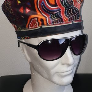 Réf15.8 Béret unisexe en coton avec un aspect velours entièrement doublé. Élastique à l'arrière. Taille unique 49.94€