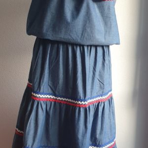 Ensemble deux pièces. Tenue traditionnelle haïtienne carabela d'une couleur bleue marine. Taille unique. Fabrication française 149.95€