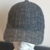 12.1Casquette Base-ball sport en gris cendré sans motif apparent. Tissu polylaine agréable à porter, sur un style classique nouvelle tendance. Extensible car réglable par boucle de serrage à l'arrière. Taille unique mais pouvant s'ajuster. Prix : 19.95€