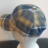 2.2Casquette Base-ball sport en bleu-jaune avec des motiffs en forme de carreaux. Tissu viscose-laine agréable à porter, sur un style classique nouvelle tendance. Extensible car réglable par boucle de serrage à l'arrière. Taille unique