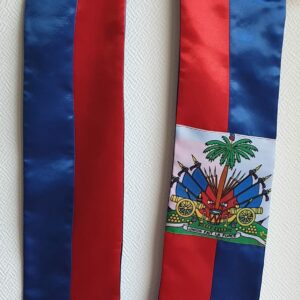 1.1 Étole drapeau haiti, banderole drapeau haiti. Finition en losange d'un bout à l'autre. Dimention : 1,85m sur 24cm. Prix : 49,95€. Création artisanale.